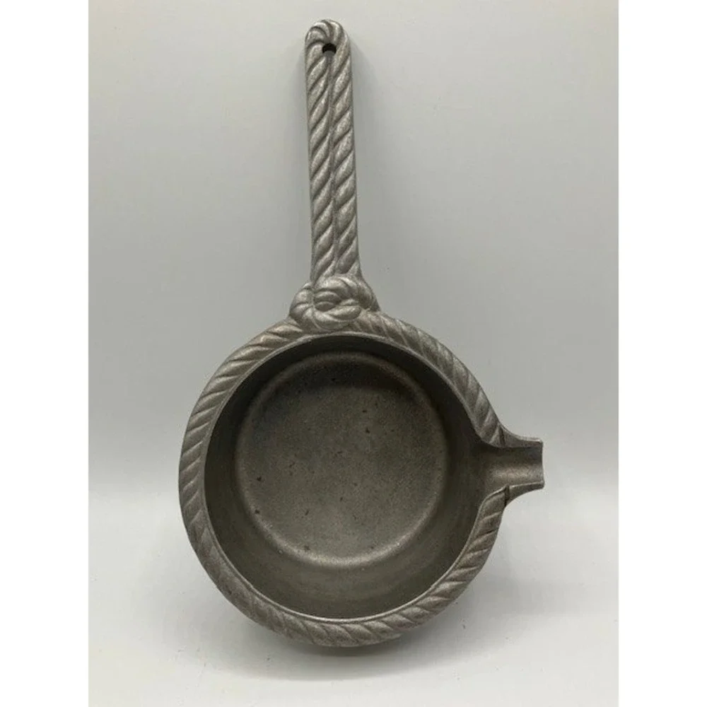 Wilton Armetale Gourmet Grillware Saucepan with Spout  5.25 Diameter‎